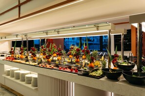 Free daily buffet breakfast  - Tolenza Hotels Alanya (Alanya)