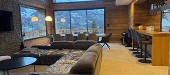 CHALET 1480 BREATHTAKING VIEWS AND TOP-OF-THE-RANGE AMENITIES IN VAL D'ALLOS