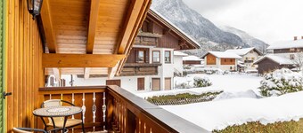Holiday Home 'Bletschers Hoamat' with Mountain View, Private Terrace and Wi-Fi