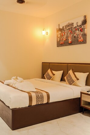 Deluxe Room | Desk, laptop workspace, free WiFi - The Hue House (Sivasagar)