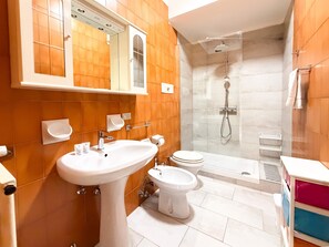 House - Cinzia s City Pad Comfort Near Central Station (Bologna)