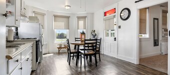 Pond View Amish Farmstay - in central Lancaster County - 3 min to Sight & Sound!