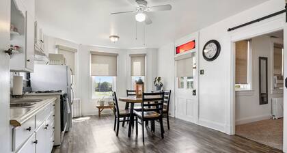 Pond View Amish Farmstay - in central Lancaster County - 3 min to Sight & Sound!