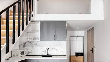 Acropolis View Loft Suite | Vardagsrum