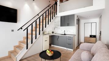 Acropolis View Loft Suite | Vardagsrum