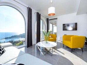 Living room - Apartments Villa Capitano - Two Bedroom Apartment With Balcony and Sea View (Zupa dubrovacka)