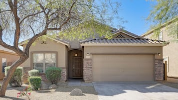 Casa (4 Bedrooms) | Vista frontal de la propiedad