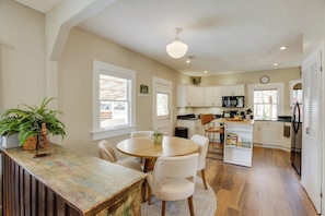 Casa (2 Bedrooms) | Interior