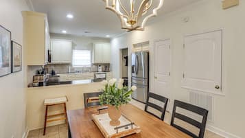 House (2 Bedrooms) | Bahagian dalam