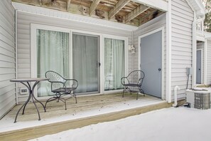 Interior - < 1 Mi to Peninsula State Park: Central Condo (Fish Creek)
