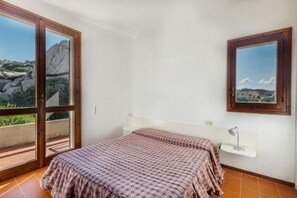 Apartment - Apartment With sea View and Great Roof Terrace (Santa Teresa di Gallura)