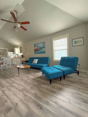 Living area - Salt & Sand Retreat with community pool access (Rockport)