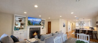 NEW property Private Skyland Beach,Modern Zephyr Cove Retreat,Hot Tub(ZC1034)
