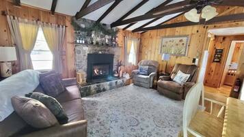 Villa, 3 Bedrooms | Living area