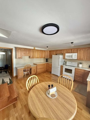 Villa, 3 Bedrooms | Private kitchen - Upta Camp Limit 8 3 Bedroom Cabin (East Baldwin)