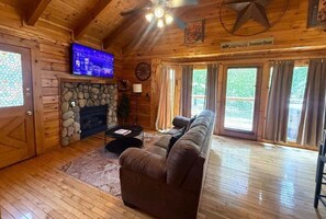 Cabin, 1 Bedroom | Living area - Hanky Panky 1 Bedroom Cabin (Pigeon Forge)