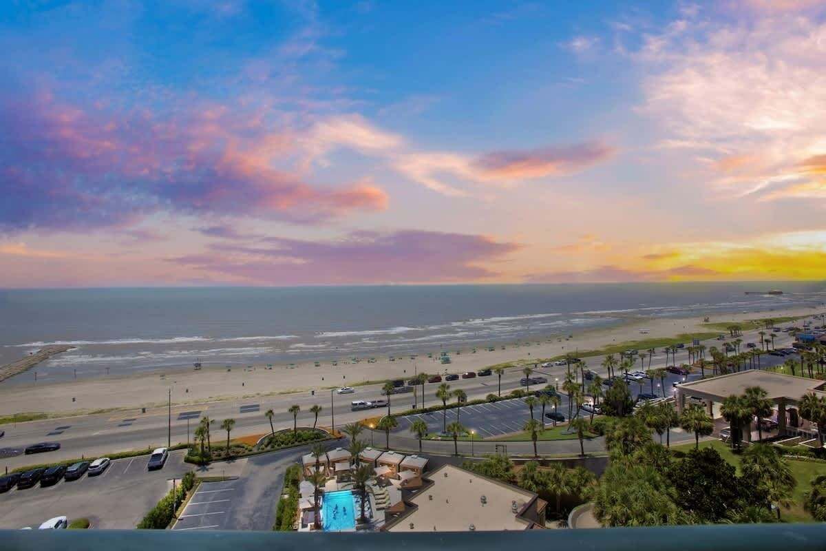 Condo, 2 Bedrooms | Beach