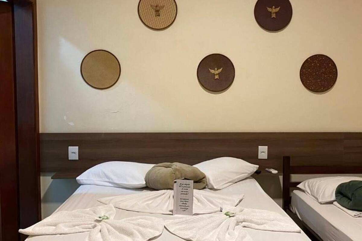 Family Room | Desk, iron/ironing board (on request), free WiFi, bed sheets