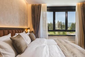 Deluxe Single Room, 1 King Bed with Sofa bed | In-room safe, soundproofing, iron/ironing board, free WiFi - Boutique Hotel Rezident (Žabljak)