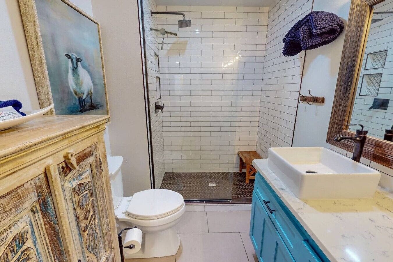 Hair dryer, towels