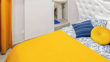1 slaapkamer, een strijkplank/strijkijzer, gratis wifi, beddengoed