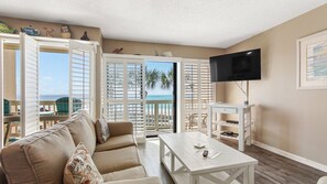 Smart TV - Latitude 6 - Spectacular oceanfront views!1BD/2BA. Sleeps 6 (Panama City Beach)