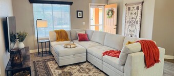 The Desert Rose | Ground-Level, Garage, 3BR + $510 in complimentary daily activities