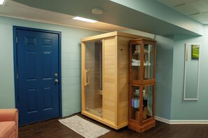 Interior - Cozy Country Home w/Sauna & Scenic Views (Mount Airy)