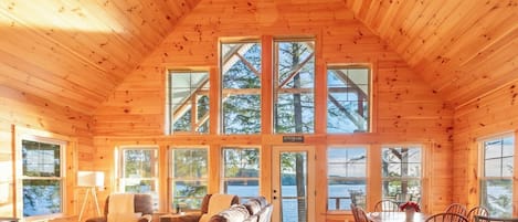 リビング エリア