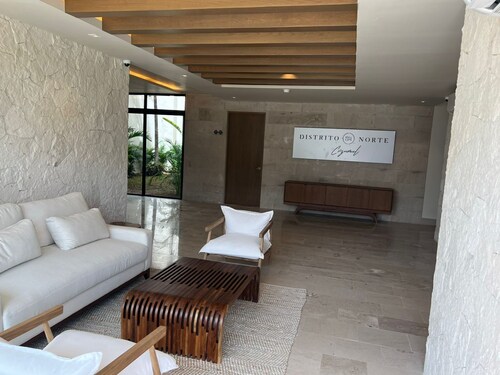 Distrito Norte condo 1-bedroom in beautiful Cozumel with Large swimming pool