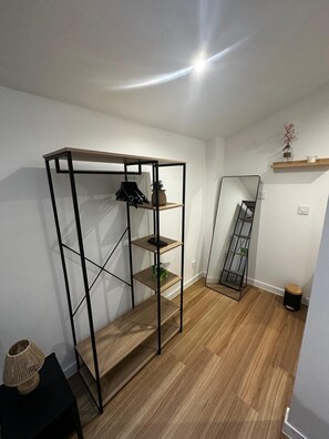 Interior - T2 Duplex in hyper-centre - Quiet, independent access (Vienne)