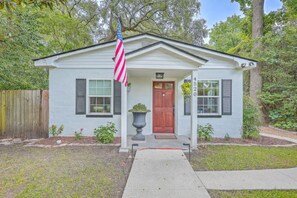 Exterior - 2BR Home | Grill + Free Parking | Near Beach + DT (North Charleston)