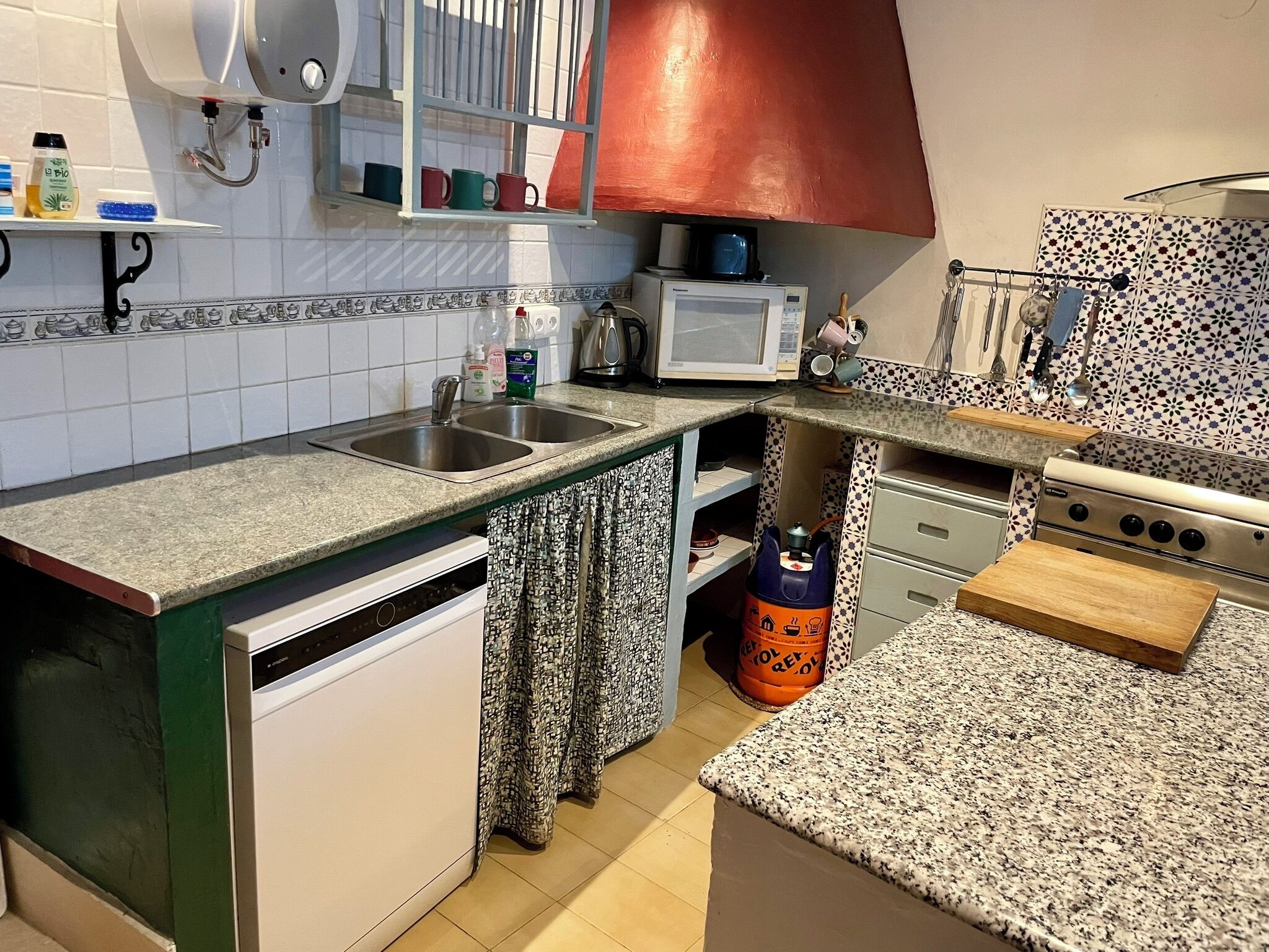 House, Multiple Bedrooms, Smoking, Private Pool | Interior