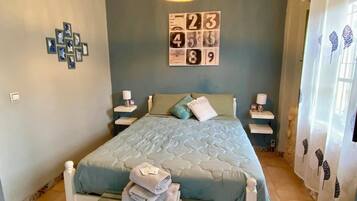 House, Multiple Bedrooms, Smoking, Private Pool