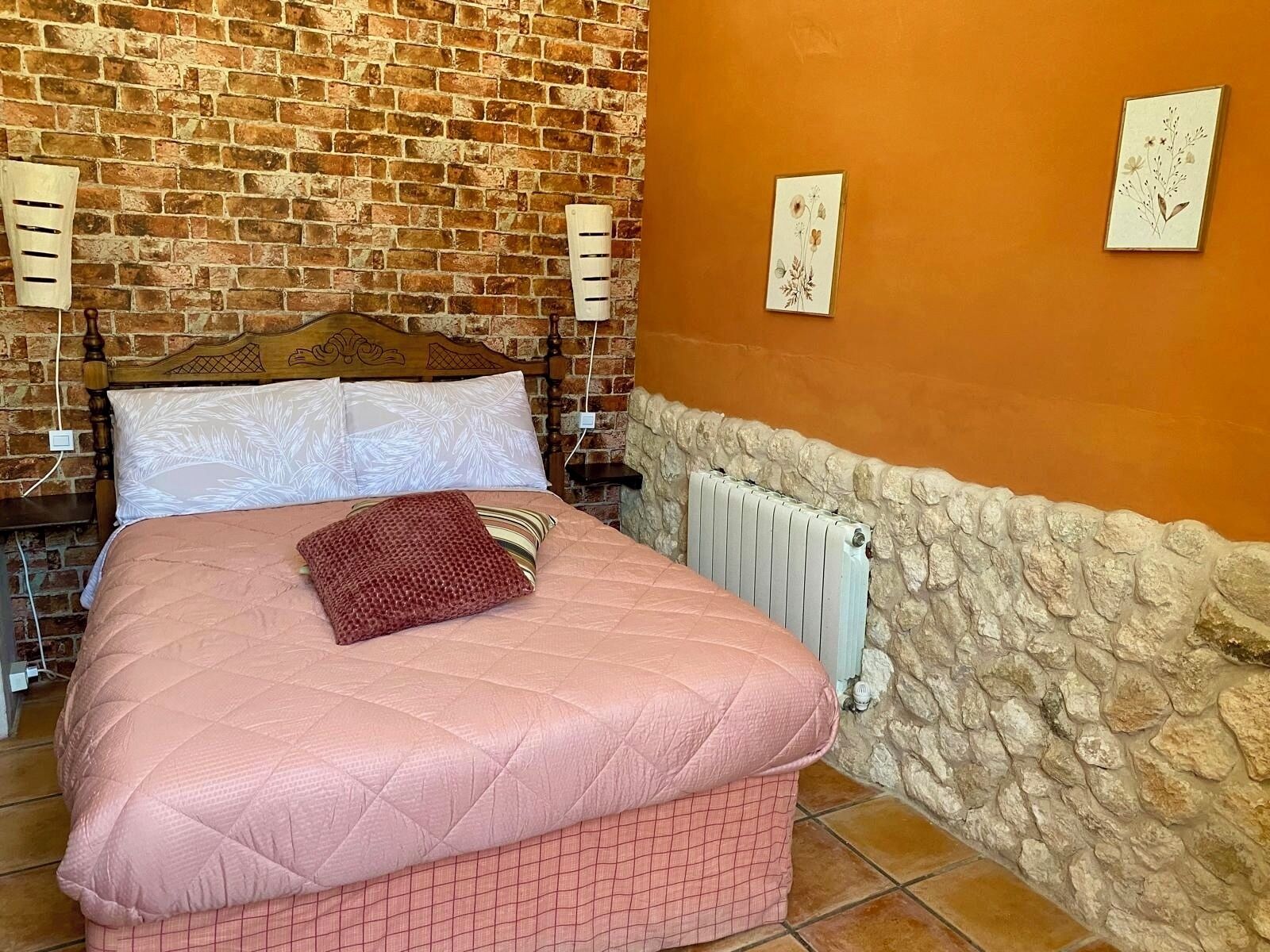 Casa, varias habitaciones, fumadores, piscina privada