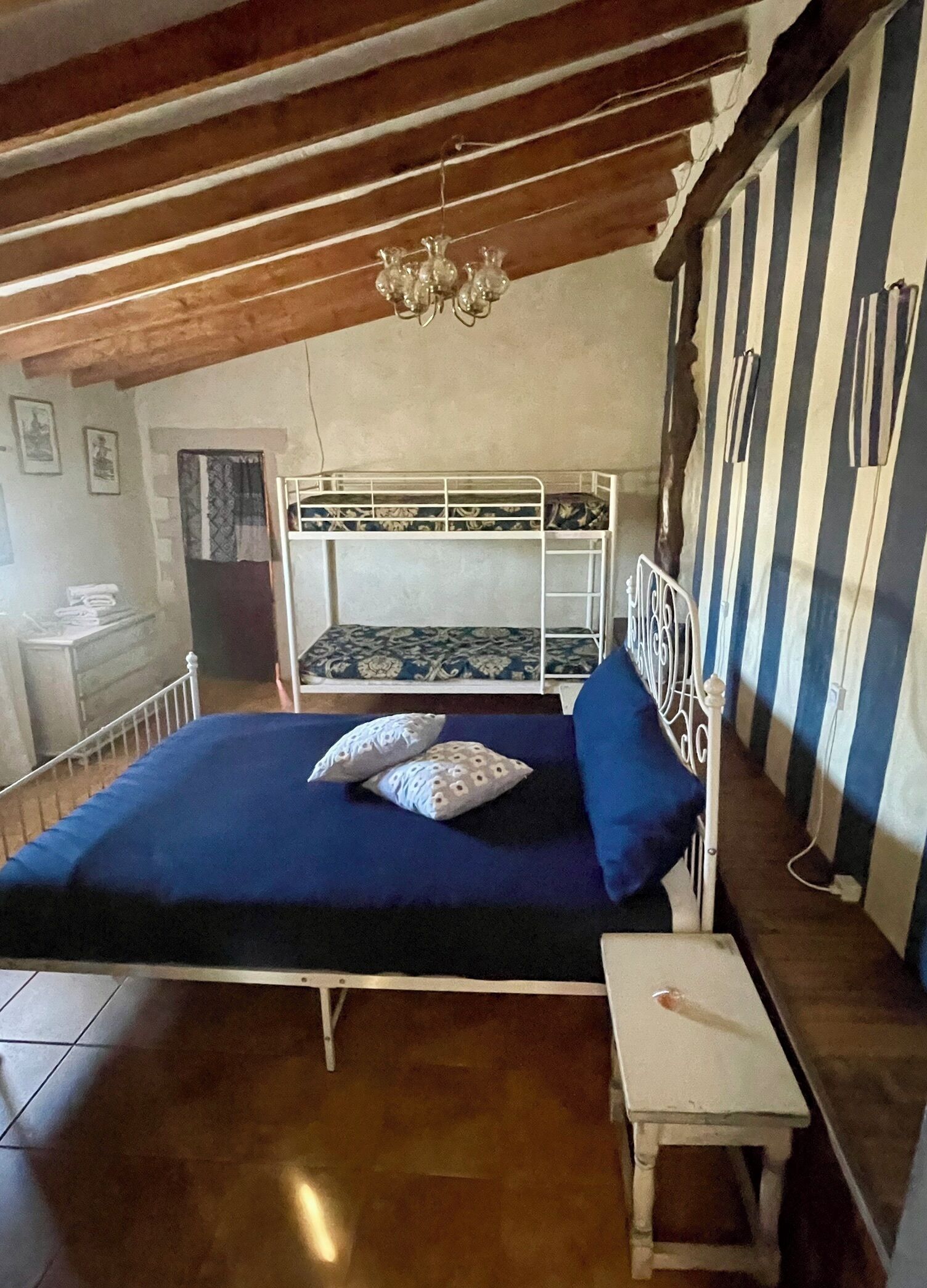 Maison, plusieurs chambres, fumeur, piscine privée