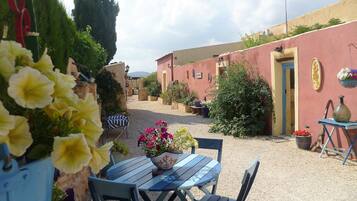 House, Multiple Bedrooms, Smoking, Private Pool | Exterior