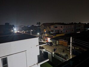 View from property - Nice modern apartment in Abule-Egba, Lagos Nigeria. With Wi-Fi and electricity! (Lagos)
