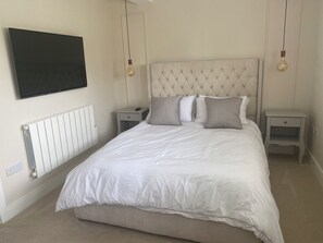 Room - Luxury Penthouse Apartment (Doncaster)
