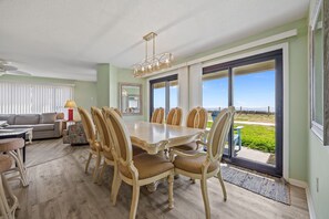 Dining - 4Bdrm + 1st Floor Oceanfront Condo (Indian Beach)