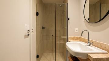 Suite Studio Deluxe, vue ville | Salle de bain