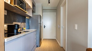 Deluxe Studio Suite, City View | Private kitchen -  Legacy Campo Belo (São Paulo)