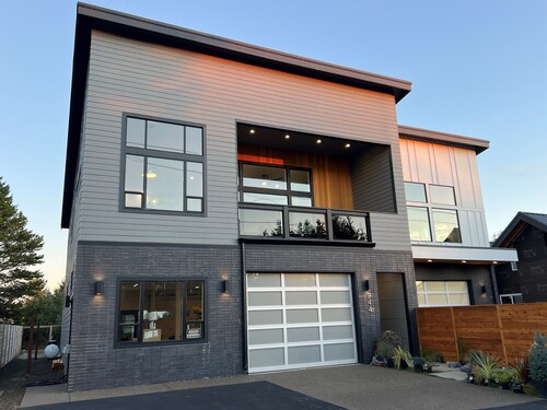 Sleeps 21, Spa, Game Rm, Theater, 2 Kitchens, Pets