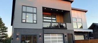 Sleeps 21, Spa, Game Rm, Theater, 2 Kitchens, Pets