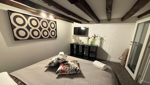 Ảnh chưa phân loại, 2 trong số 46 ảnh, nút