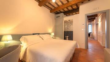 Classic Double or Twin Room, City View