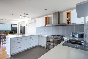 Private kitchen - 180° Ocean Views | Pool Table | Coastal Escape (Clifton Springs)