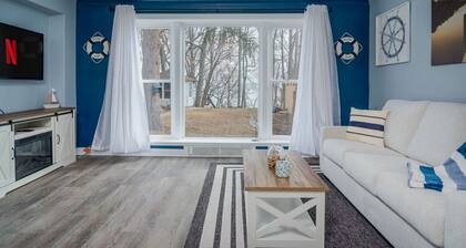 Mineola Extended-Stay Furnished 30-Day+ Cottage