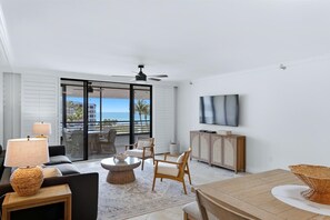 Smart TV - 2 Bedroom Beachfront Condo by FVC (Longboat Key)