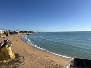 Beach - Apartment Bay View Sofia with sea view and pool and garage (Albufeira)